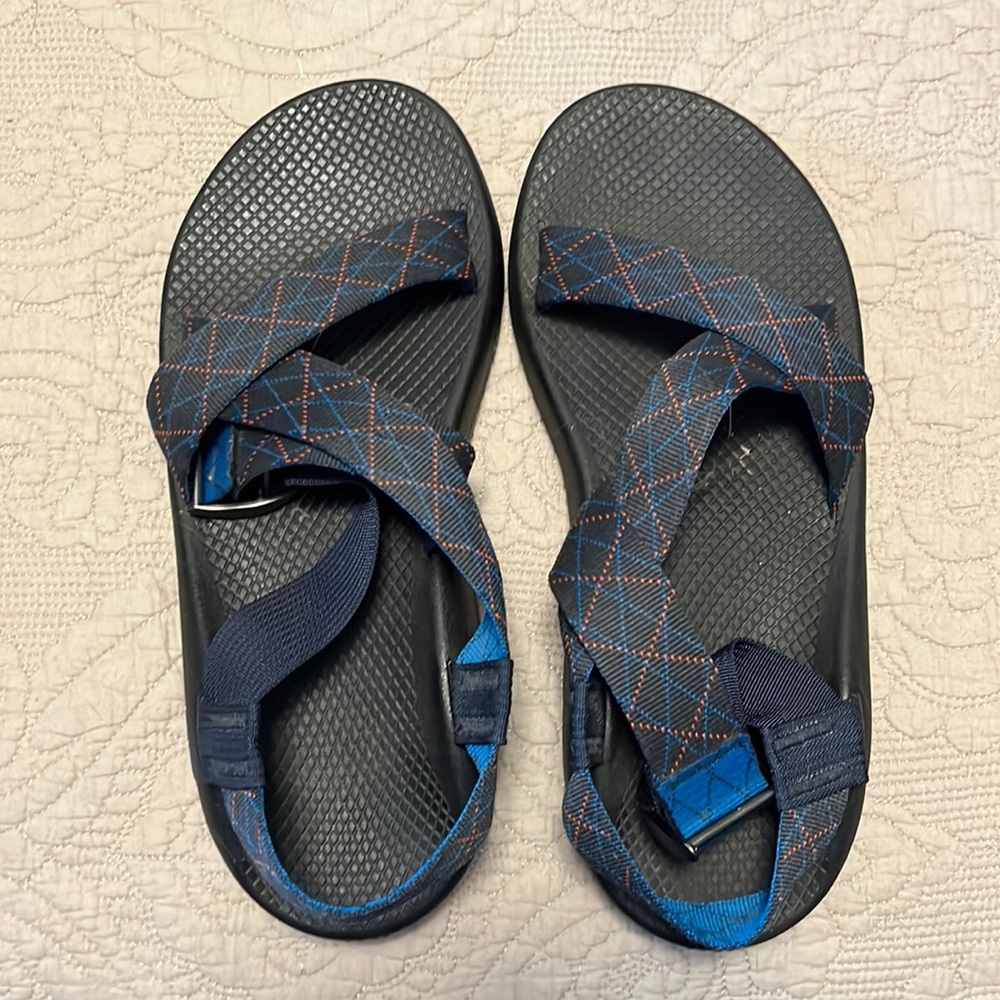 Mens size 11 Chacos